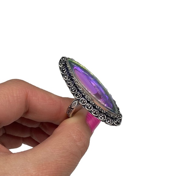Elegant Silver and Purple Statement Ring - Picture 6 of 9
